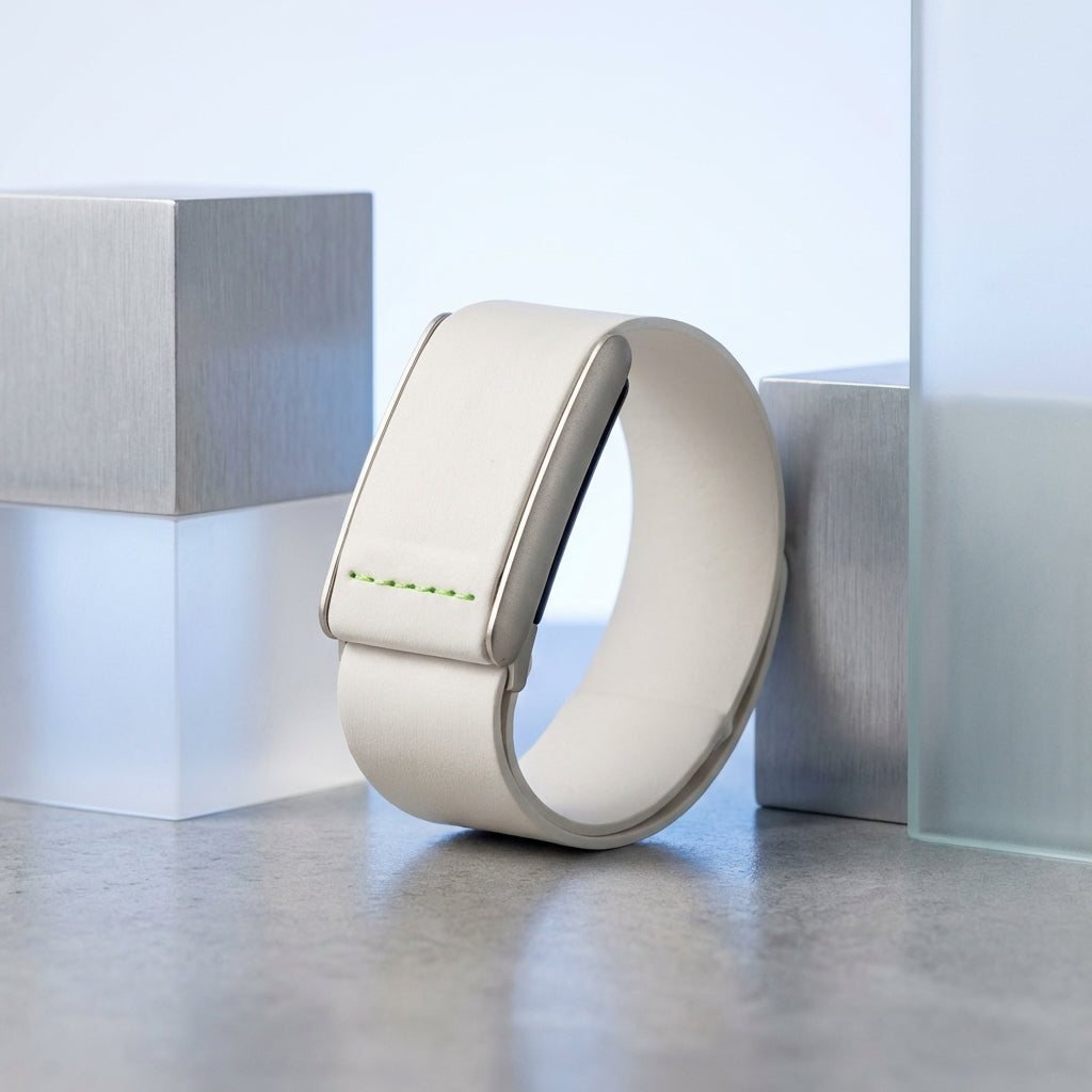 Rocker Duck Ecoband 5.0 White Green – WHOOP-compatible Italian vegan leather band with green accent stitching